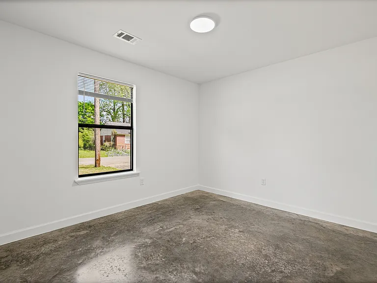 3613 Weaver Rd — Photo 9