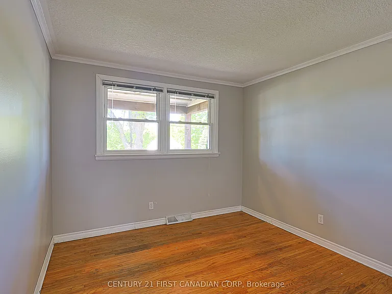 1218 Hamilton Rd — Photo 16