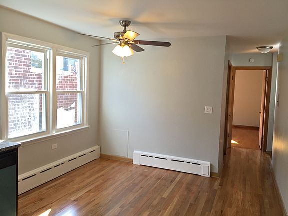 4th image of 6629 N Northwest Hwy #2