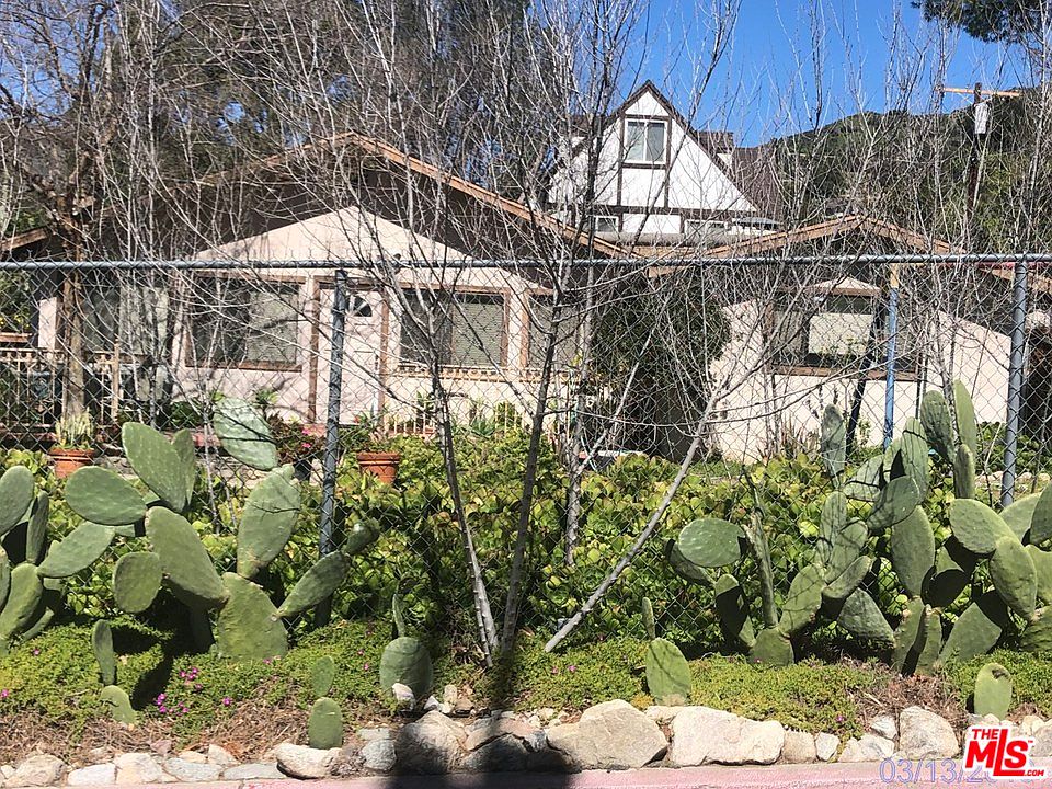 2nd image of 7129 Hillrose St