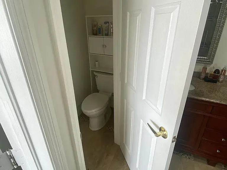 1196 Oxford Ln #1196 — Photo 11