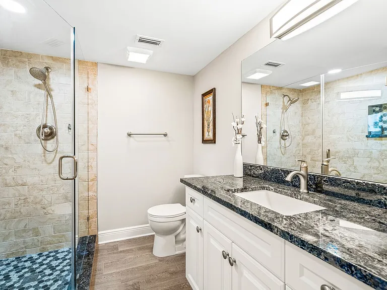 4141 Ocean Dr #208 — Photo 26