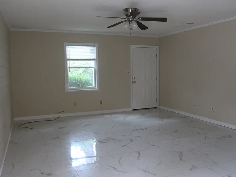2510 Beachview Dr — Photo 10