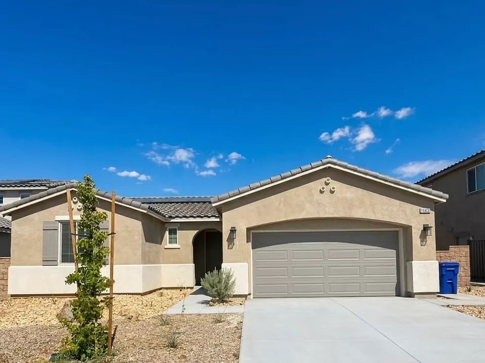 13463 Latigo Ct