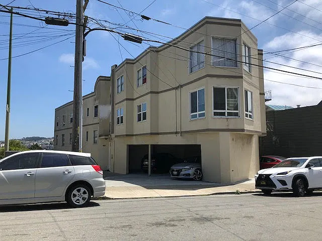 455 Arlington St #9 — Photo 1