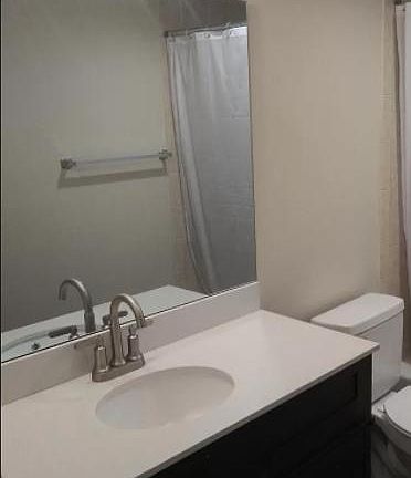 4th image of 8851 91st St