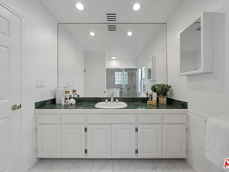 11543 Sunshine Ter — Photo 18