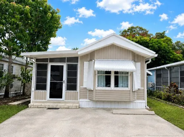 3100 North Rd #168, Naples, FL 34104
