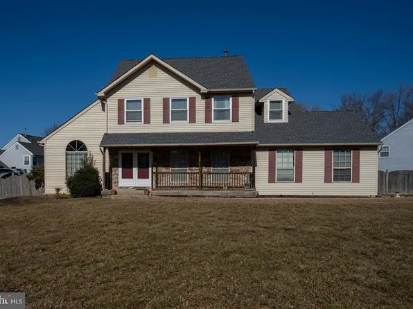 23 Rittenhouse Sq, Sicklerville, NJ 08081