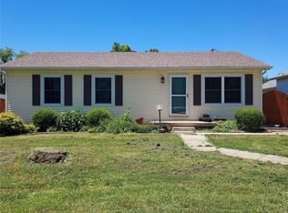 515 S 1st St, Greenville, IL 62246