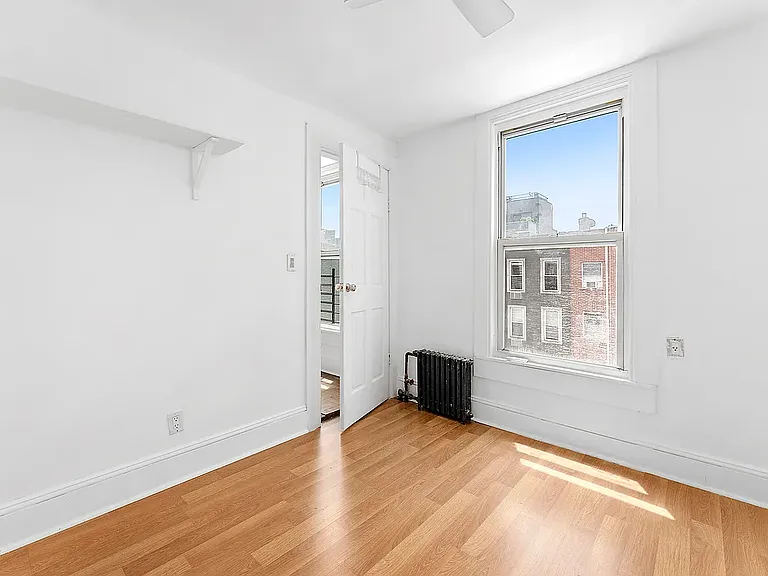 10-13 47th Ave #3 — Photo 3