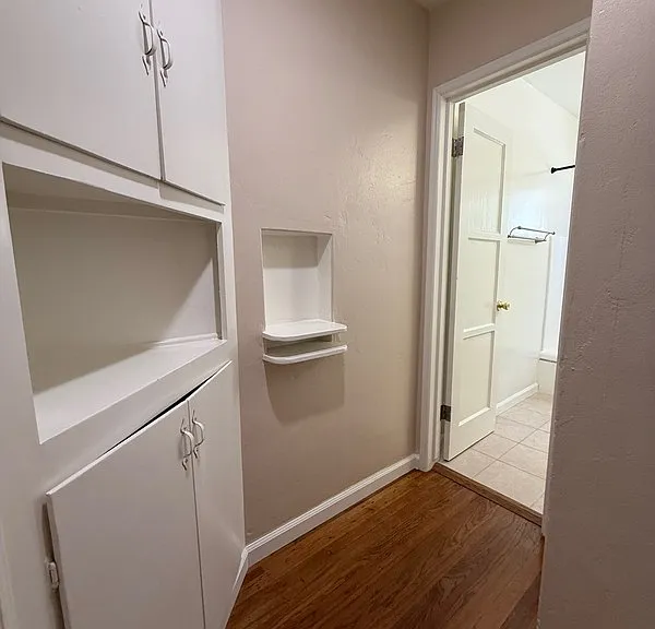 3109 Jarvis St — Photo 13