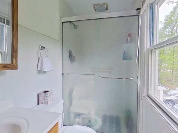 3 Seward Ct