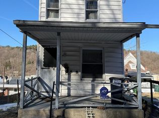216 Railroad St, Girardville, PA 17935