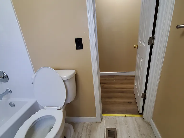 107 Chandler Ave #MANUFACTUR — Photo 46