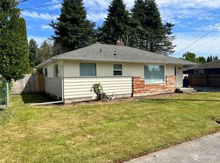 614 S Pine St, Burlington, WA