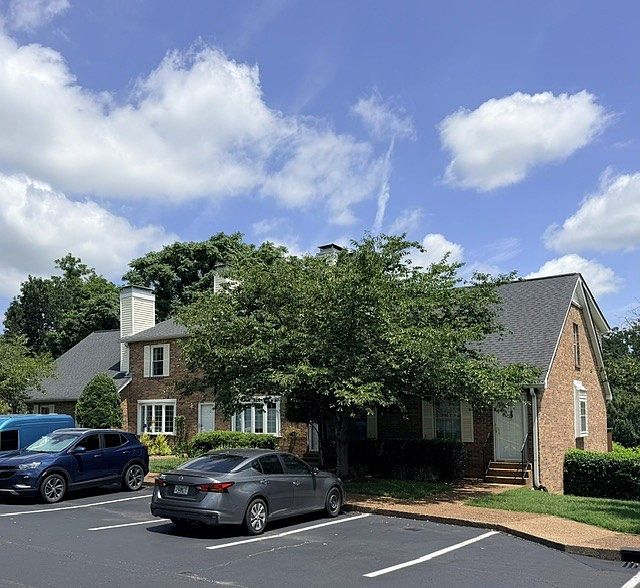 1st image of 112 Cumberland Trce