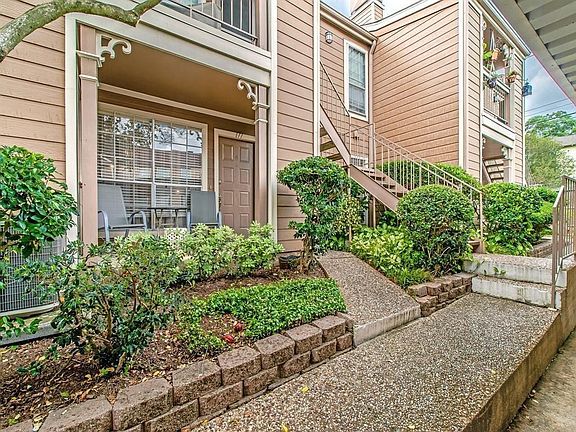2nd image of 1880 White Oak Dr APT 177