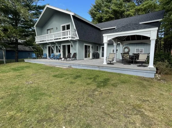 (undisclosed Address), Naples, ME 04055