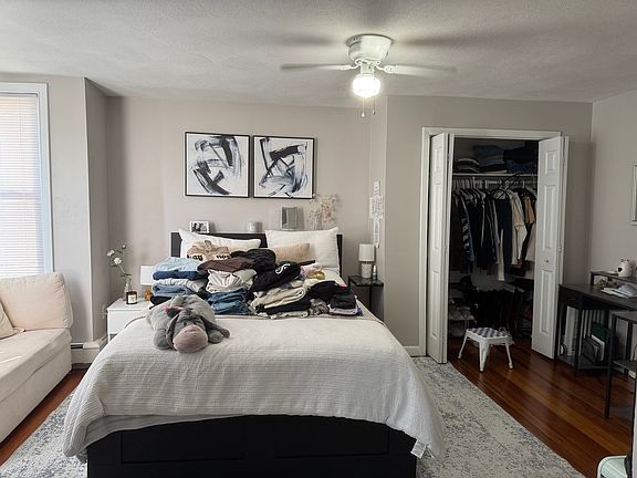 2nd image of 137 Havre St APT 3