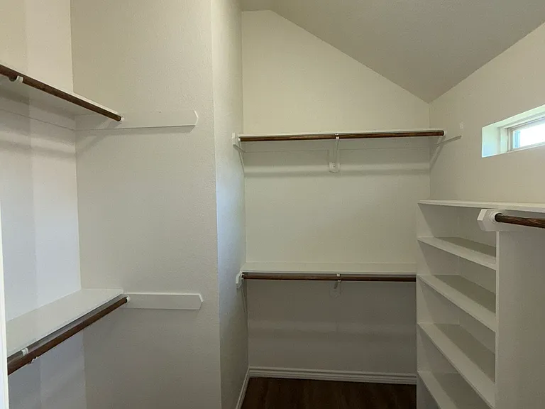 1022 Canyon Rdg — Photo 6