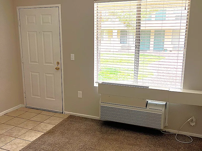 100 Pulsipher Ln #4105 — Photo 2