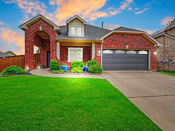 8148 Rock Elm Rd, Fort Worth, TX 76131