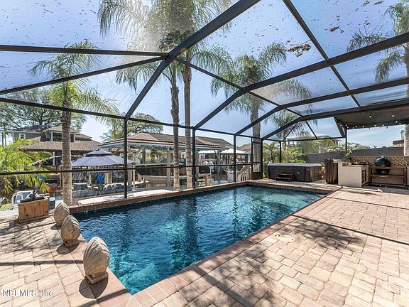 2nd image of 4401 TRADEWINDS Drive