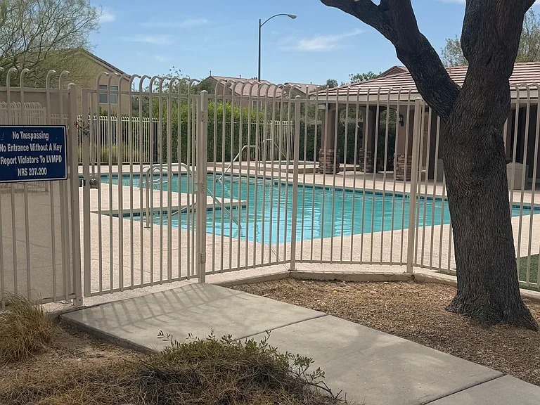 9486 Oro Bullion St — Photo 16