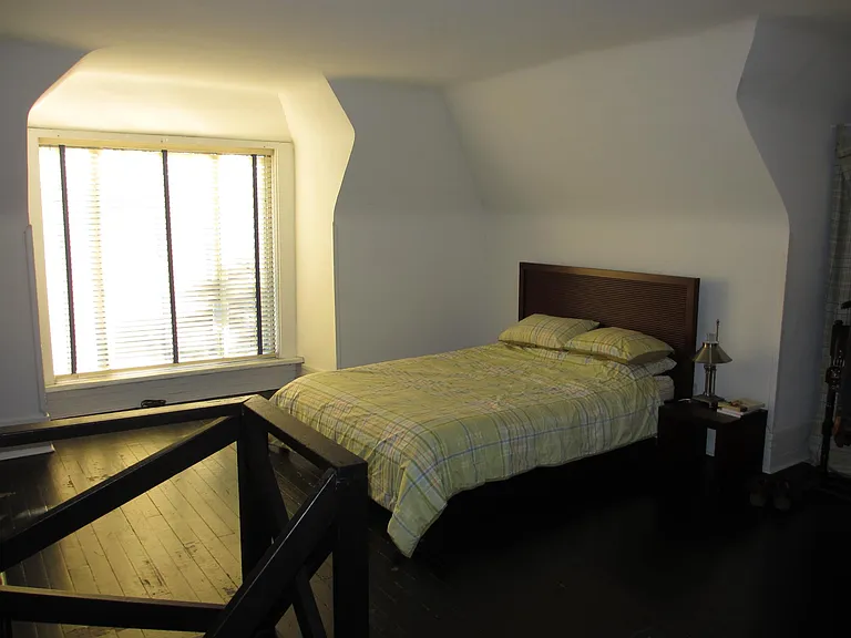 4611 McPherson Ave #2S — Photo 5