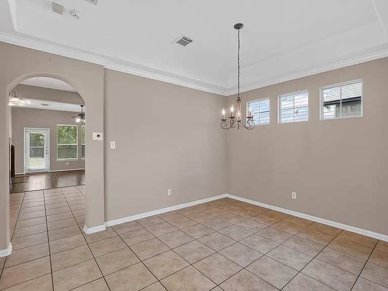 138 Zephyr Bend Pl — Photo 11