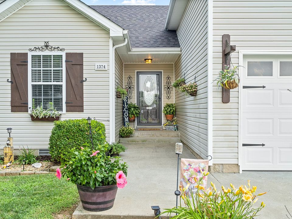 1st image of 1374 Jenny Ln