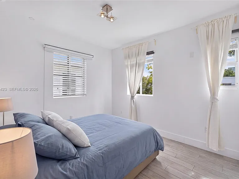 811 Jefferson Ave #204 — Photo 9