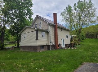 366 Old Mill Run Rd, Altoona, PA 16601
