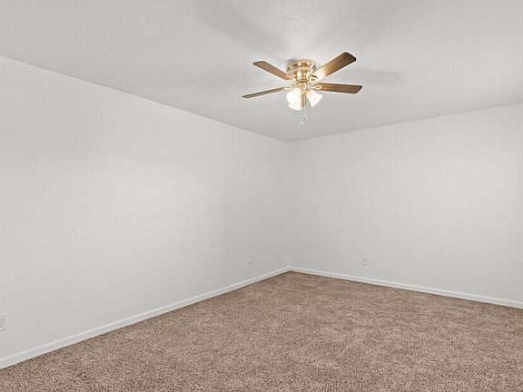 5th image of 400 N Merrill Ave #406-210