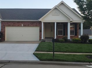 14720 Ladue Bluffs Crossing Dr, Chesterfield, MO 63017