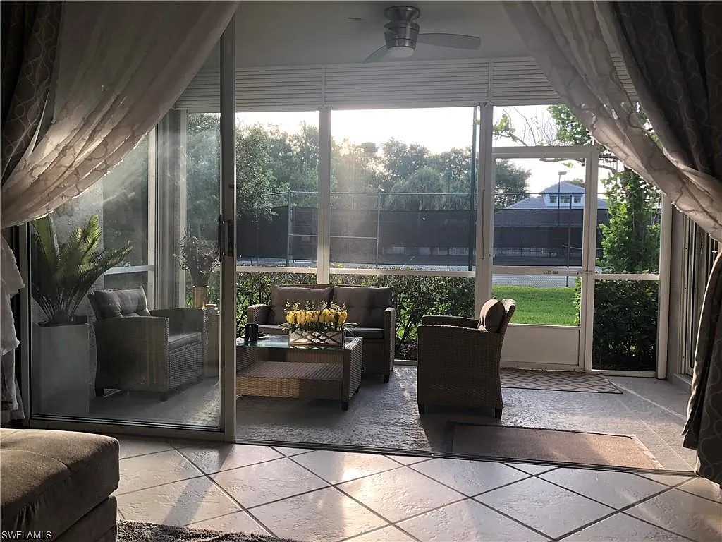 2 bed, 2.0 bath, 1340 sqft, $2,300 — Photo 4
