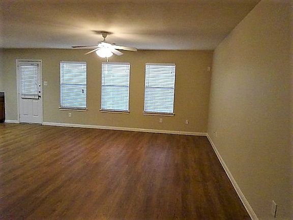 2nd image of 19419 Dry Canyon Ct