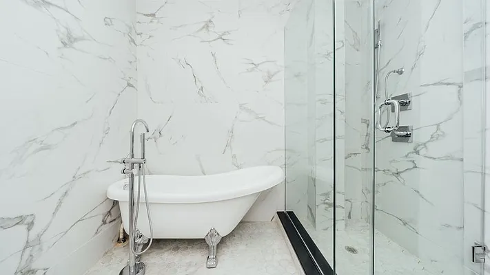 Rented by Nooklyn NYC LLC | media 40