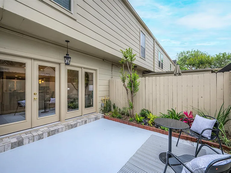 14723 Barryknoll Ln #107 — Photo 24