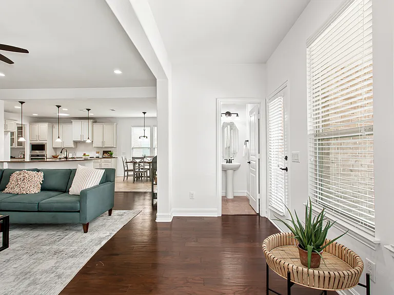 1034 Blanco Dr — Photo 18