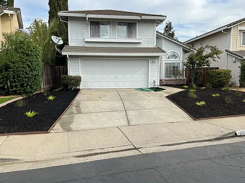 1005 Larkwood Ct Photo 1