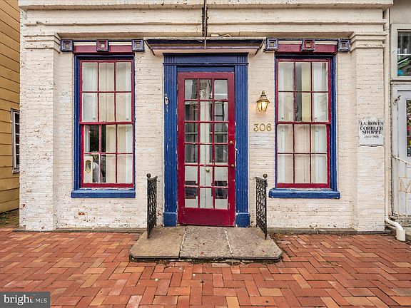 4th image of 306 W Main St