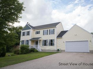 5 Muggett Hill Rd, Charlton, MA 01507