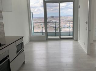 5 Buttermill Ave #2111, Vaughan, ON L4K 4Z4