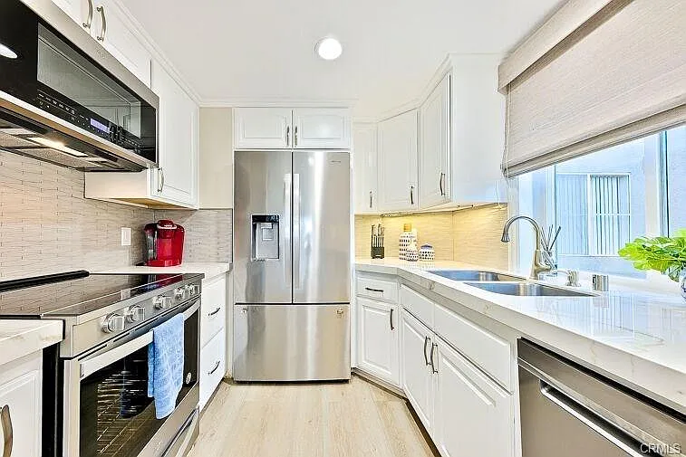 420 Lake St #301 — Photo 6