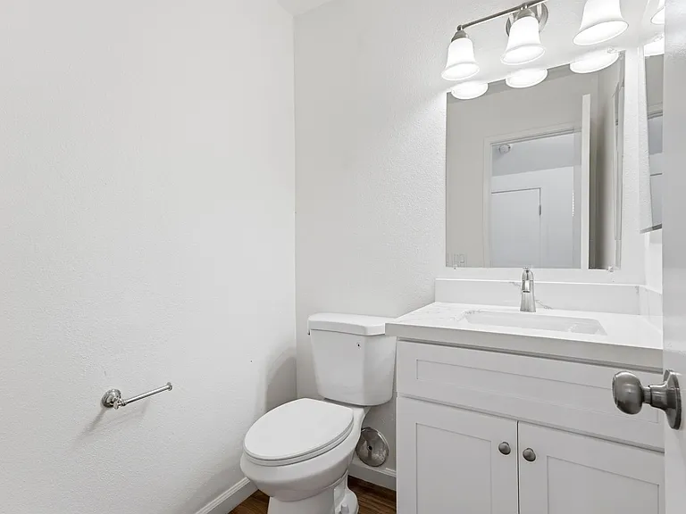 15192 Moir Ct — Photo 10