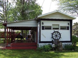 1082 Pinetree St, Beaverton, MI 48612