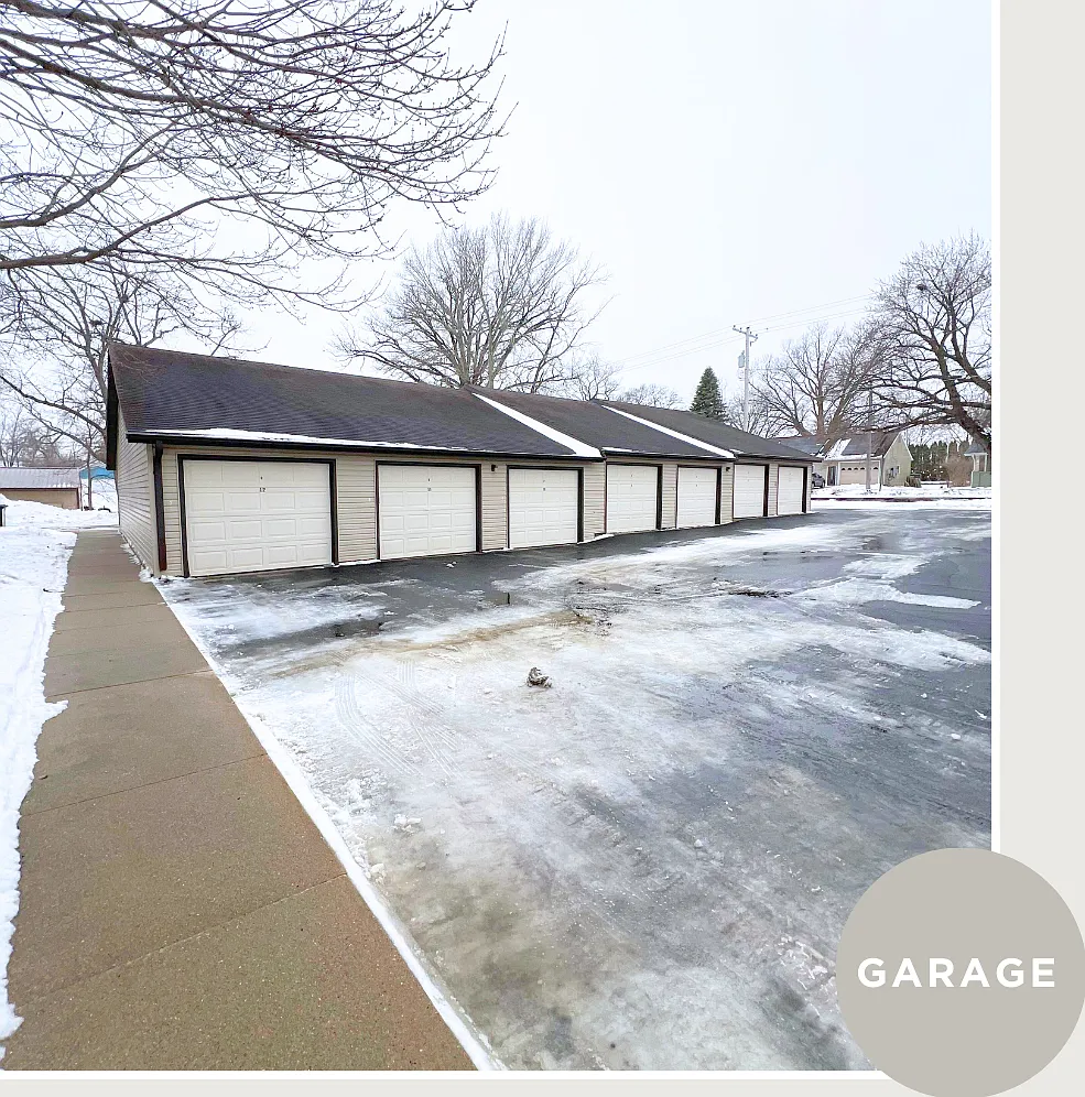 2 bed, $895 — Photo 2