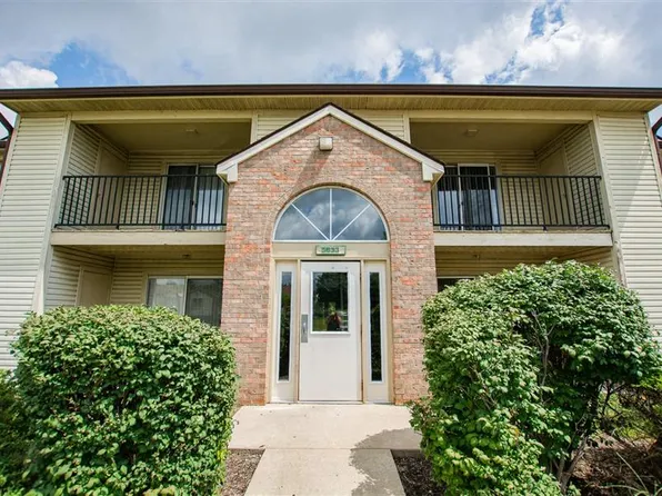 Creekside Square Apartments